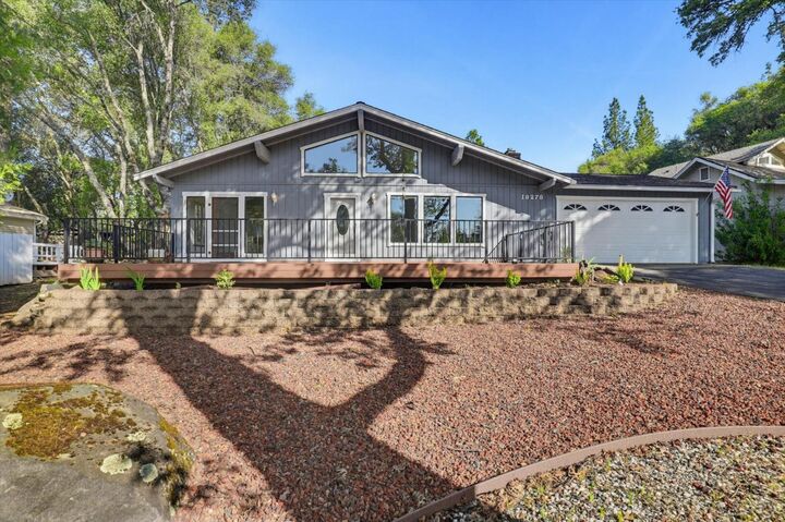 Property Photo:  18278 Jayhawk Drive  CA 95946 