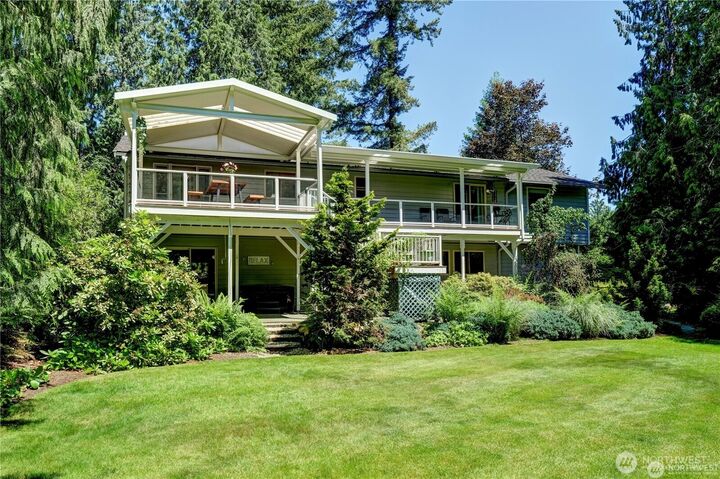 Property Photo: 16603 199th Place NE WA 98077