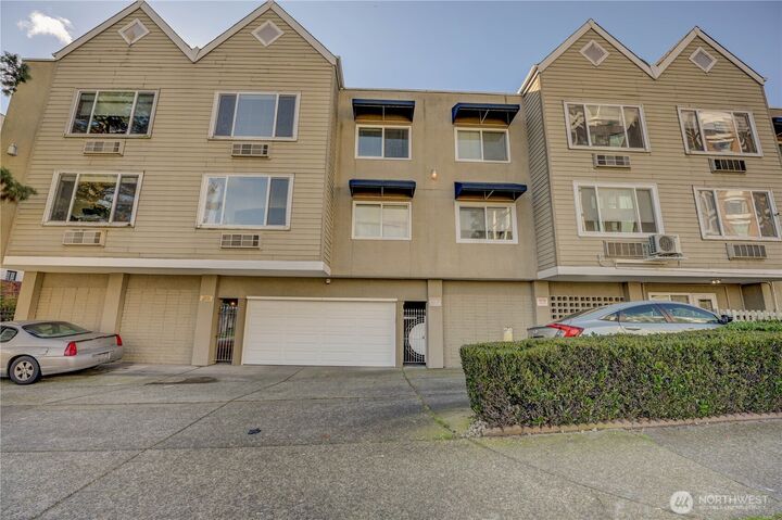 Property Photo: 440 St Helens Avenue 209 WA 98402