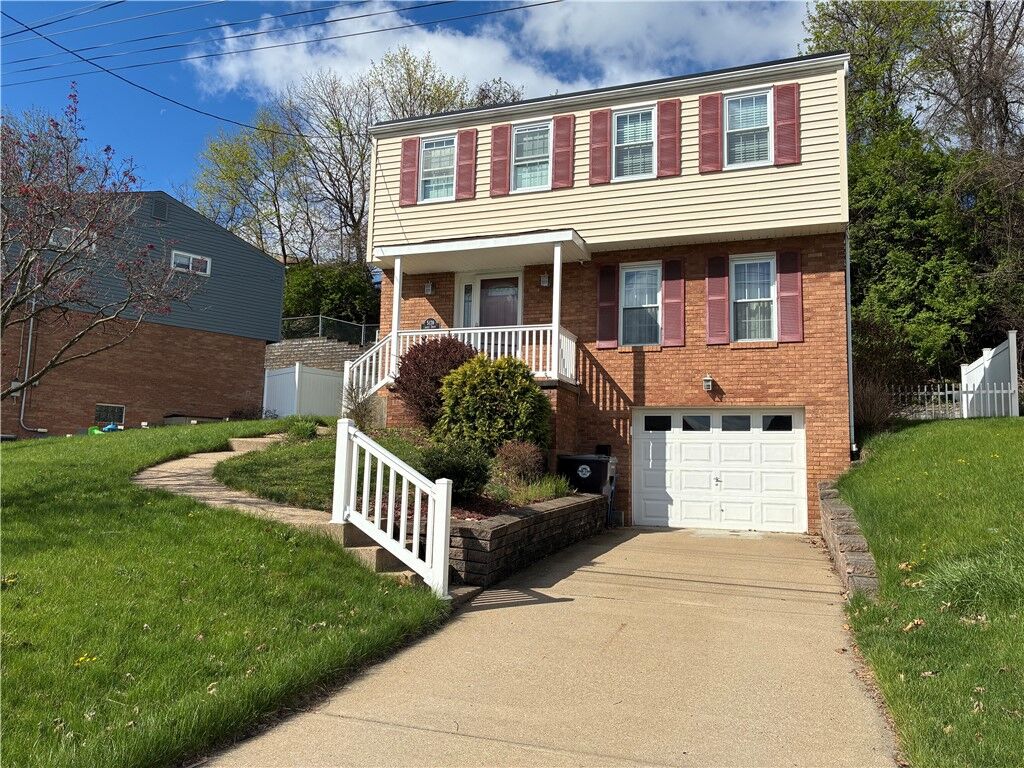 Property Photo: 5176 Janie Dr PA 15227