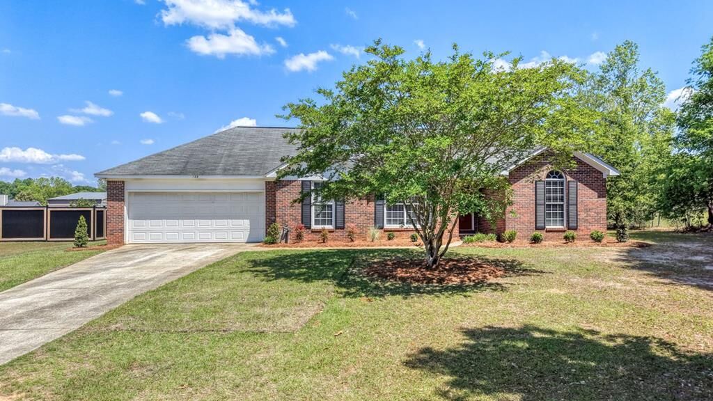 Property Photo:  123 Carillon Court  GA 31763 