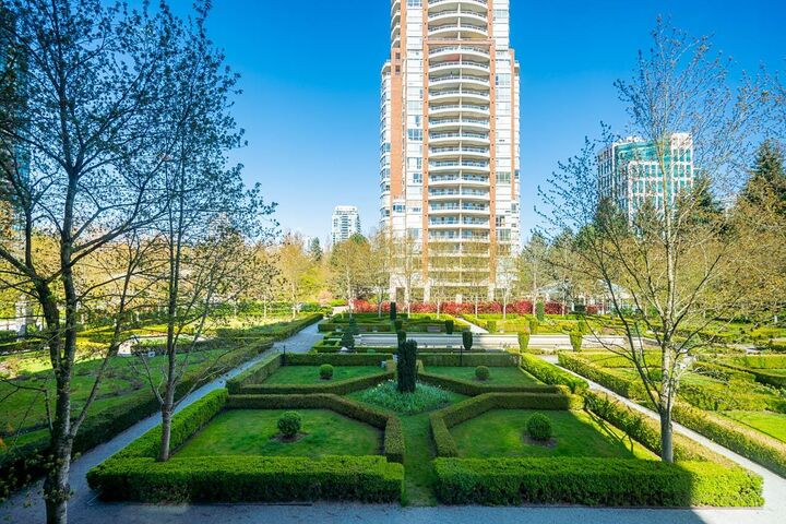 Property Photo: 7368 Sandborne Avenue 301 BC V3N 5C5