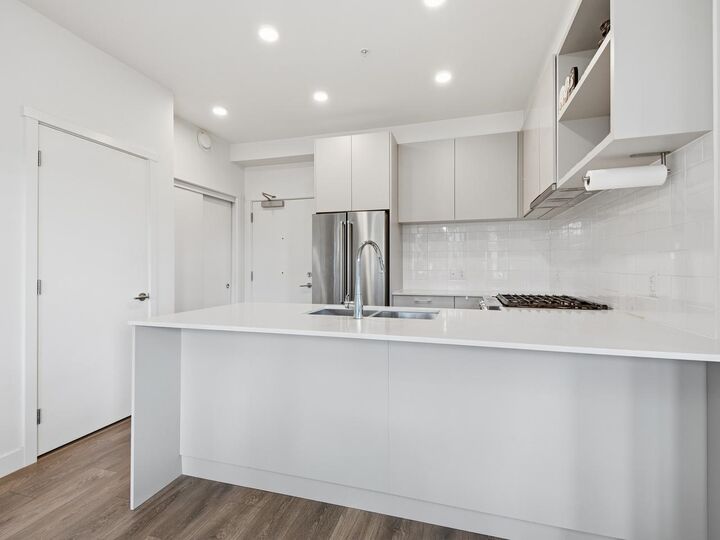 Property Photo: 741 Anskar Court 106 BC V3J 0N3