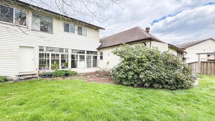 Property Photo: 6390 Pioneer Avenue BC V0M 1A3