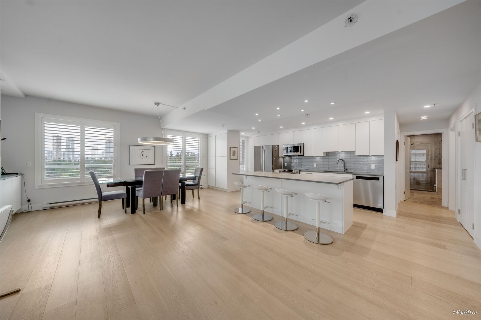 Property Photo: 555 Austin Avenue 2102 BC V3K 6R8