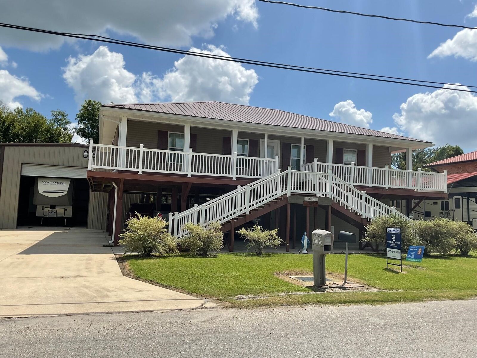 Property Photo:  305 Rj Drive  LA 70344 