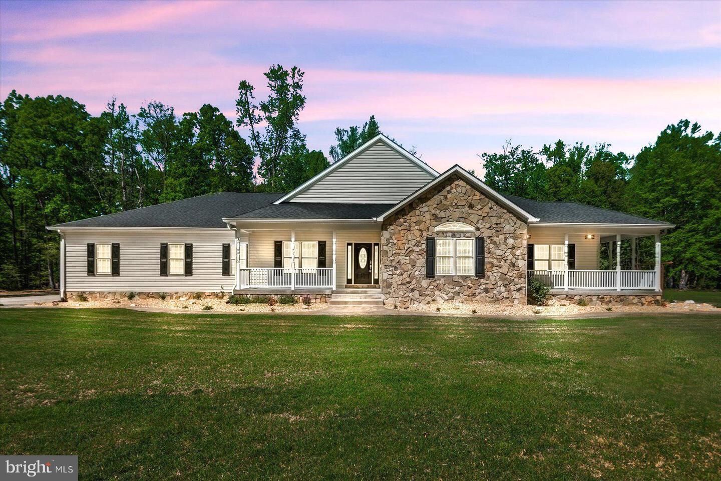 Property Photo:  9310 Sandy Beach Lane  VA 22485 