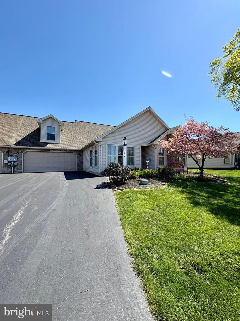 Property Photo:  102 Heather Glen Drive  PA 17356 