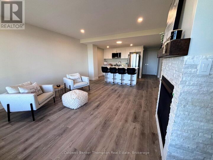 Property Photo:  11 Tree Tops Lane 103  ON P1H 1A9 