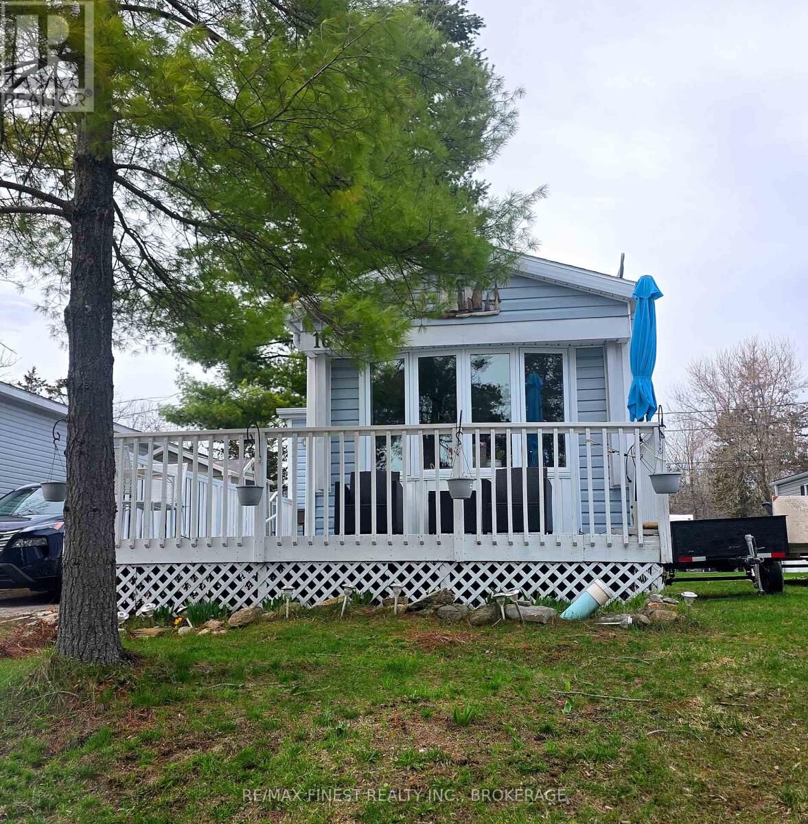 Property Photo:  5633 Bath Road 16  ON K0H 1G0 
