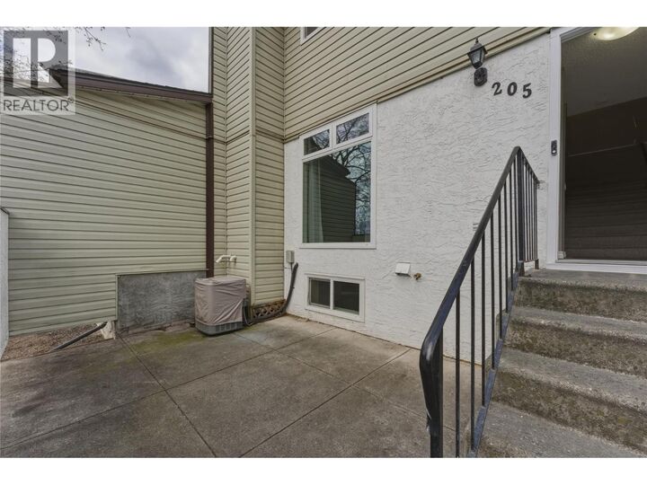 2100 43 Avenue 205 — photo 1