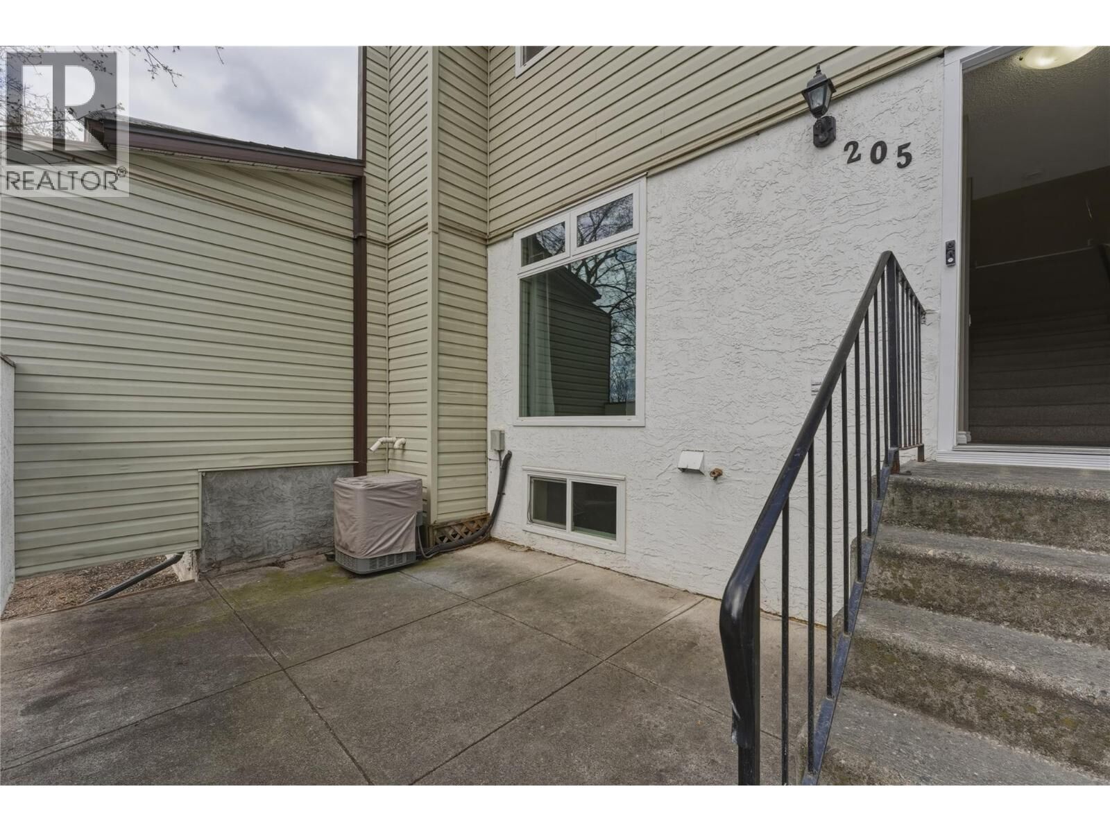 Property Photo: 2100 43 Avenue 205 BC V1T 3K5