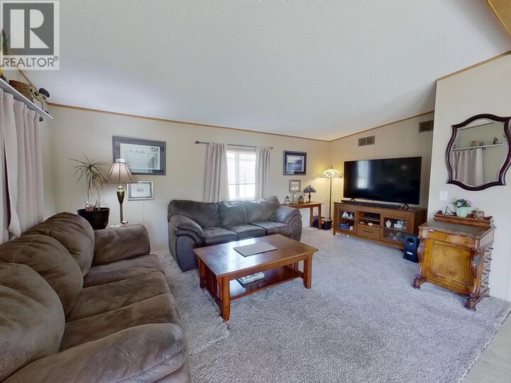 Property Photo: 370 Westland Road 21 BC V2J 6A7