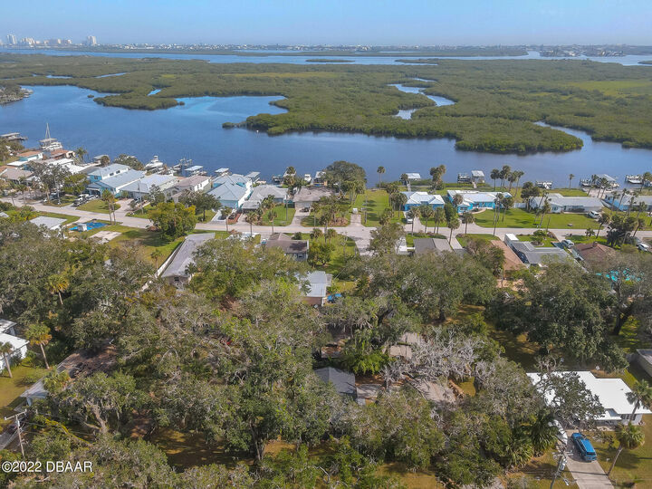 Property Photo:  67 Cedar Street  FL 32127 
