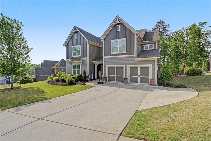 Property Photo:  131 Longleaf Drive  GA 30114 