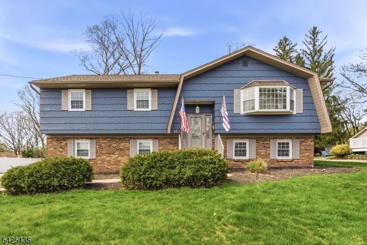 Property Photo:  11 Overlook Dr  NJ 07866 