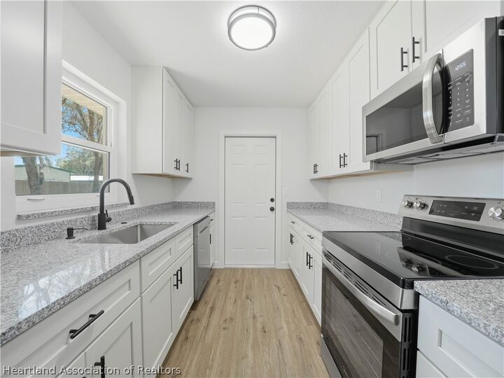 Property Photo:  2124 N Highlands Boulevard  FL 33825 