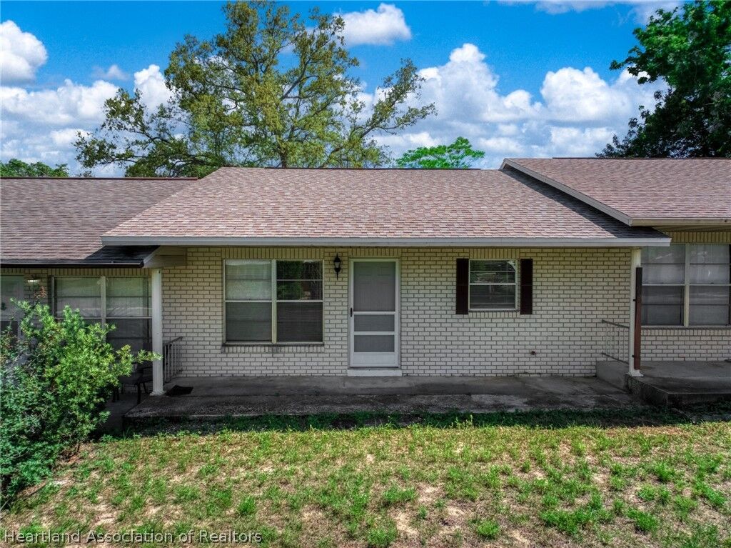 Property Photo:  603 W Pleasant Street  FL 33825 