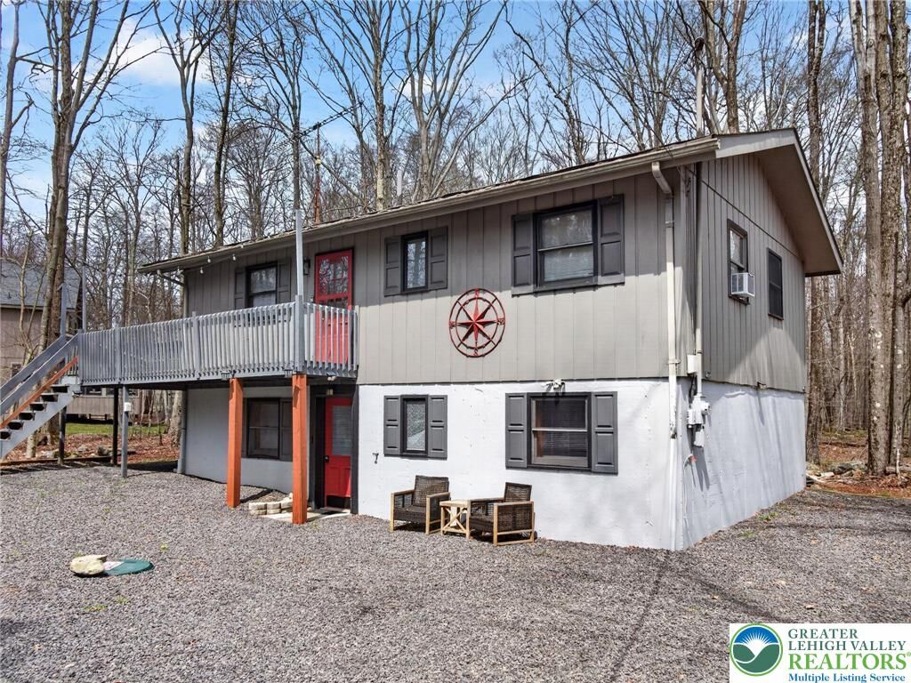 Property Photo:  53 Maple Street  PA 18424 