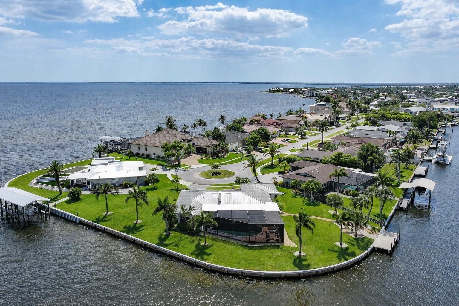Property Photo:  374 Severin Road SE  FL 33952 
