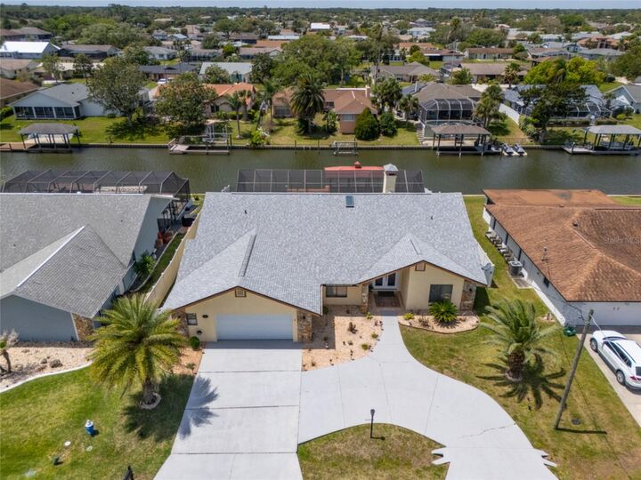 Property Photo:  18 Classic Court S  FL 32137 