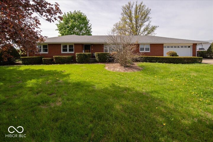 Property Photo: 5735 E 400 S IN 46902