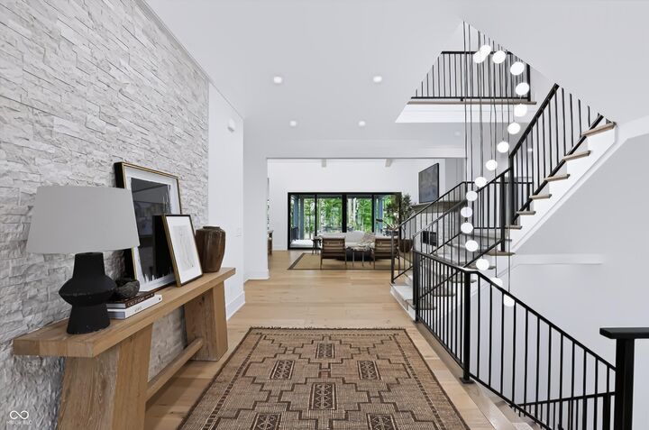 Property Photo:  1589 Chatham Ridge Court  IN 46074 