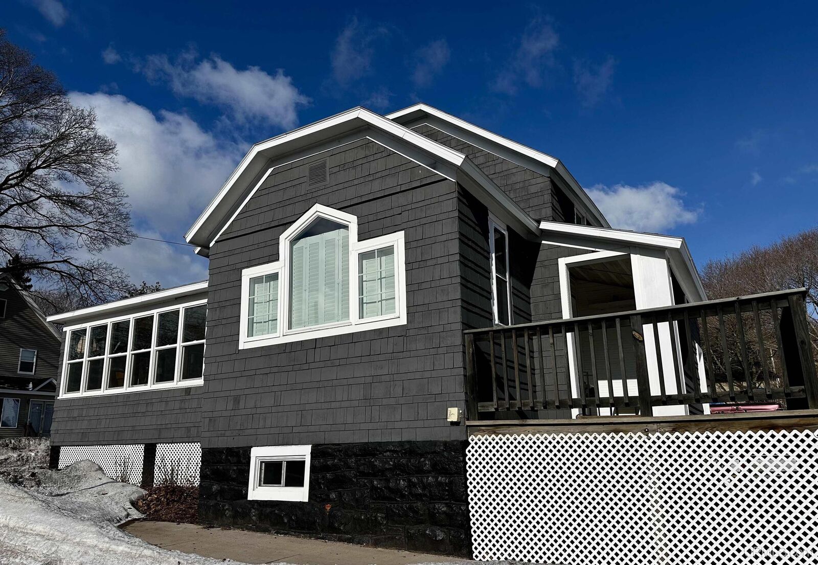 Property Photo:  611 Sixth Street  MI 49945 