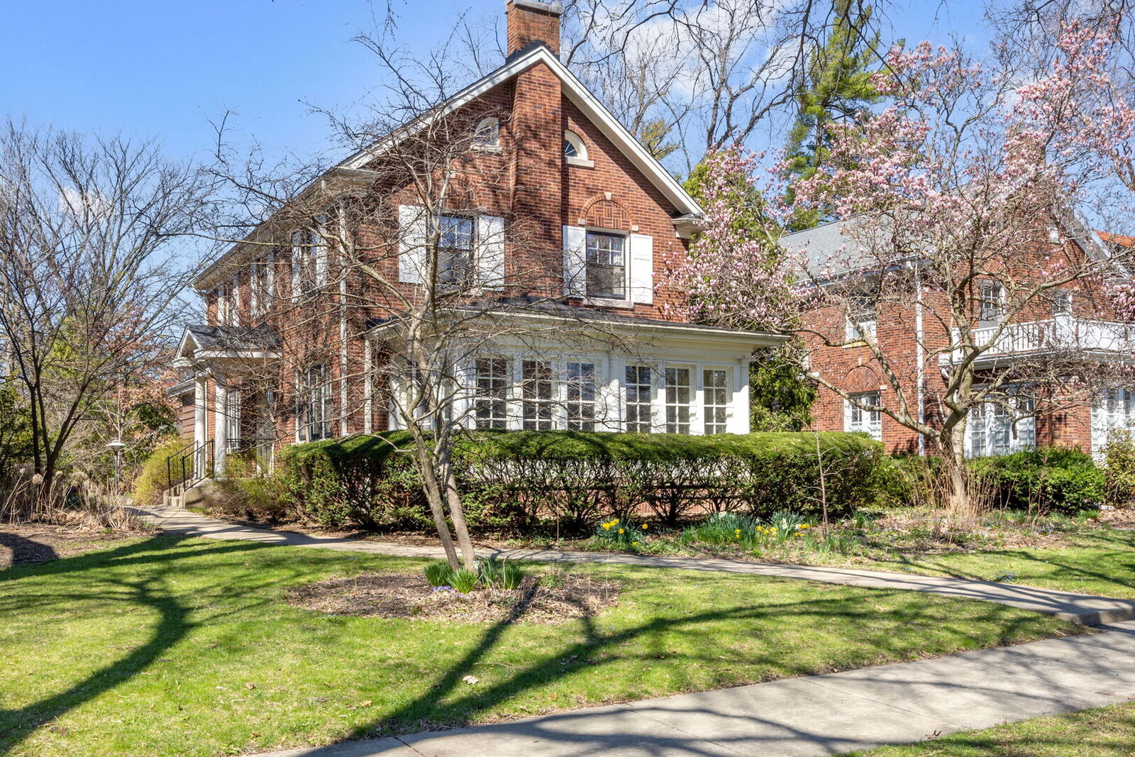 Property Photo:  921 Fair Oaks Avenue  IL 60302 