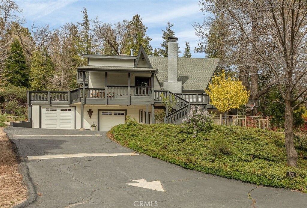Property Photo:  128 Brentwood Drive  CA 92352 
