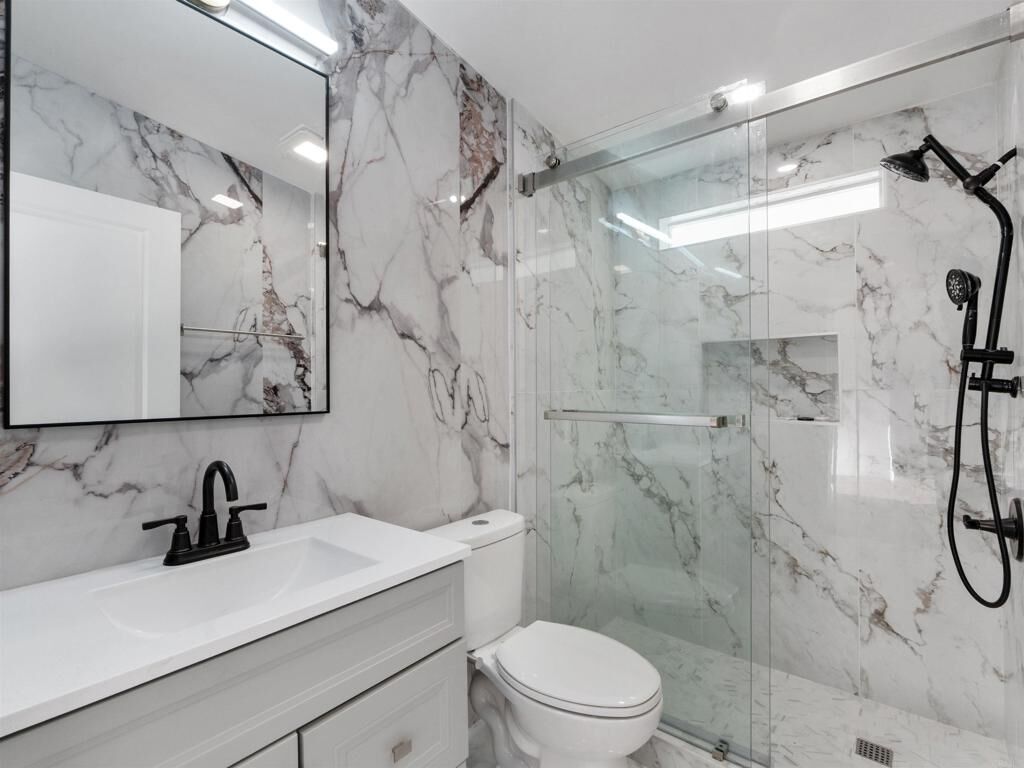 Property Photo:  1150 N Kirby Street 59  CA 92545 