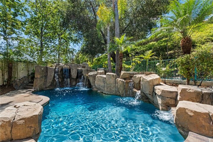 Property Photo:  7 Skylark  CA 92679 