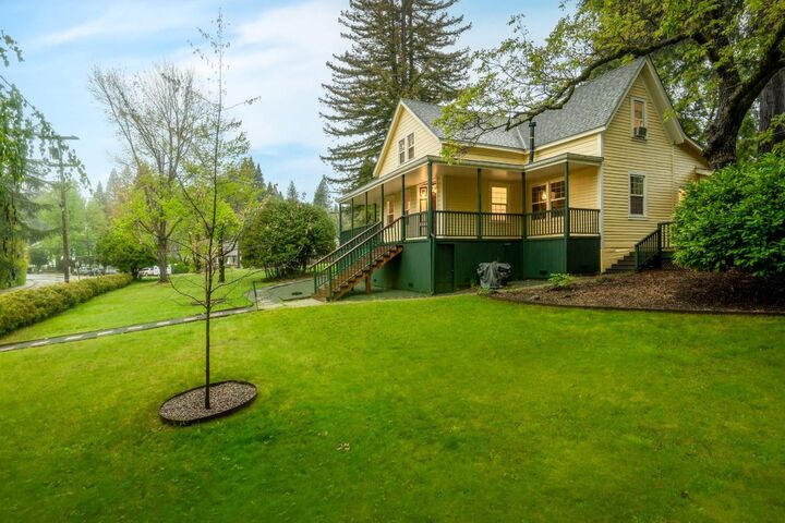 Property Photo:  522 Sacramento Street  CA 95959 