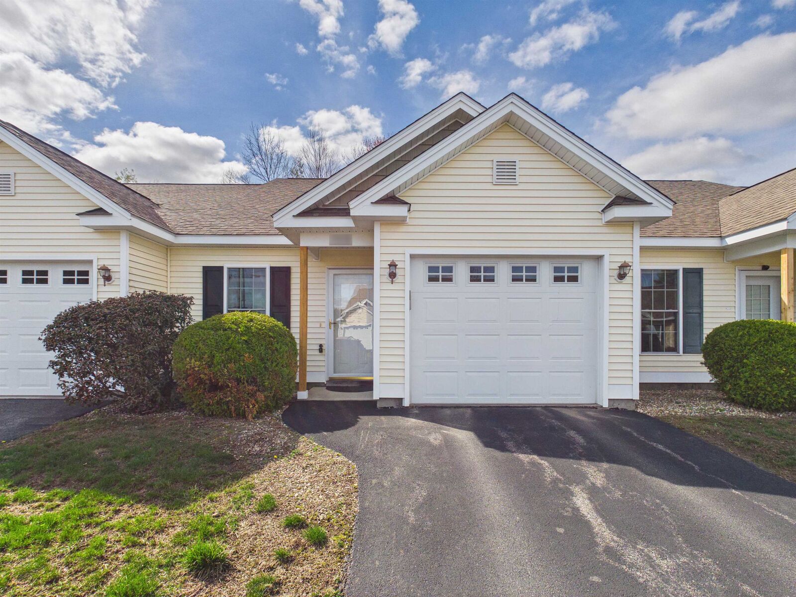 Property Photo:  28 Owens Drive  NH 03446 