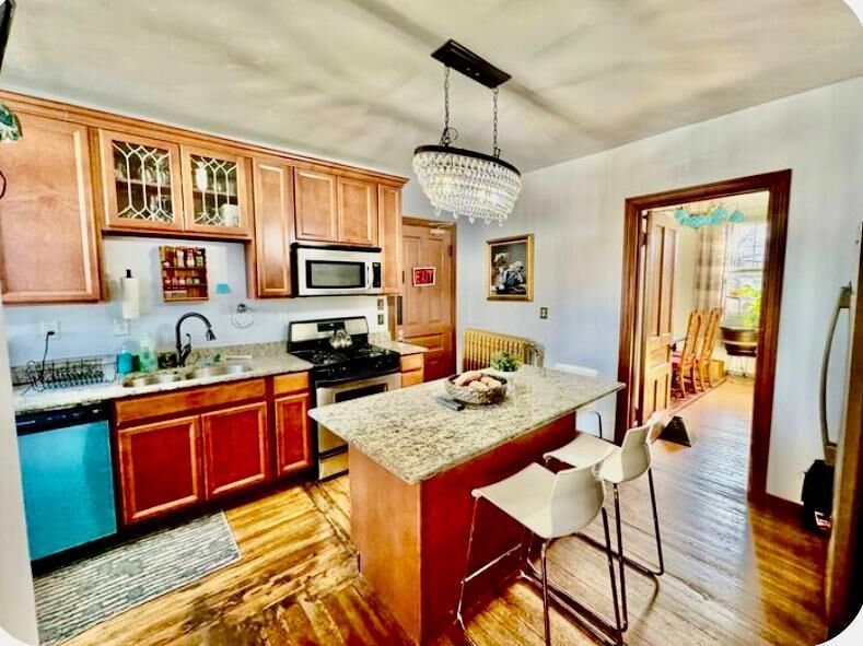 Property Photo:  1464 Minnehaha Ave W  MN 55104 