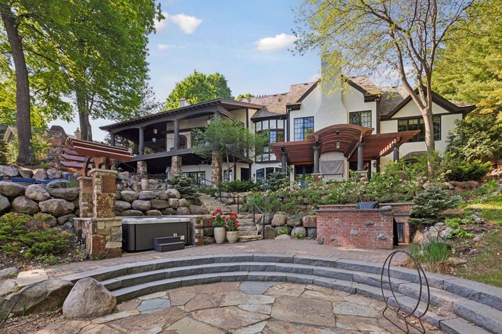 Property Photo:  6425 Virginia Drive  MN 55331 