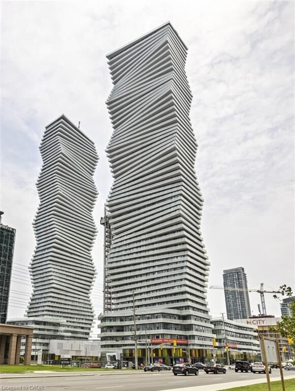 Property Photo: 3900 Confederation Parkway 2408 ON L5B 0M3