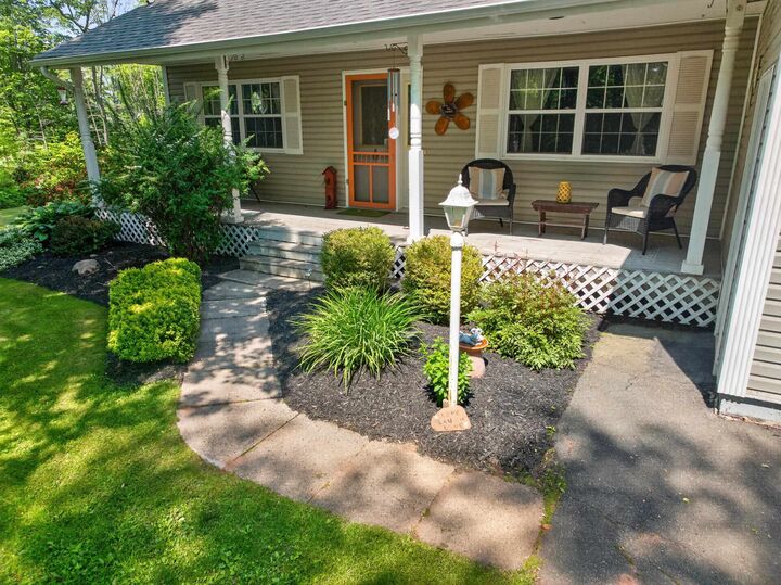 Property Photo:  100 Battery Point Drive  PE C1B 2K8 