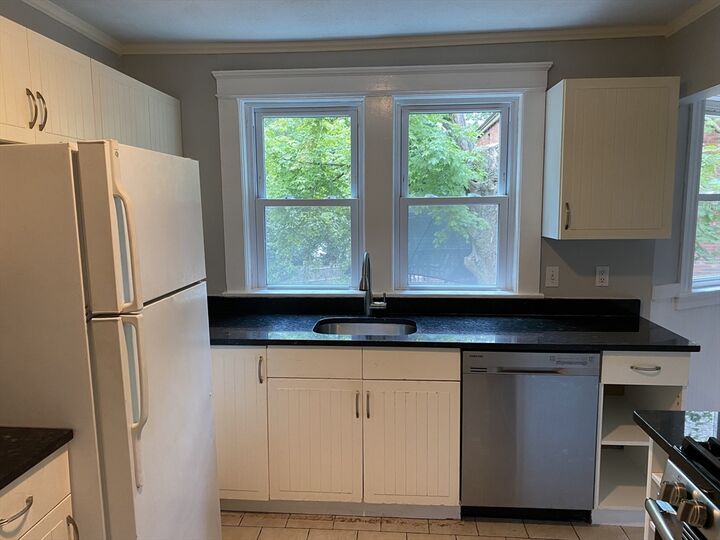 Property Photo:  70 Auburndale Avenue 70  MA 02465 