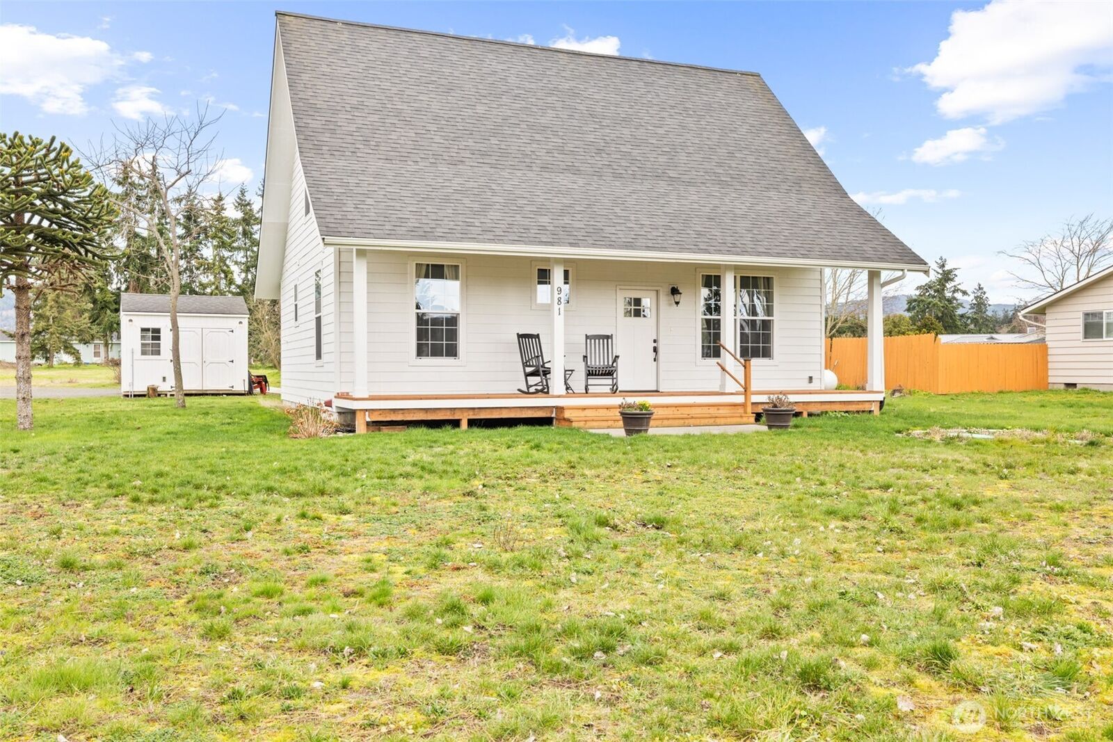 Property Photo:  981 W Hendrickson Road  WA 98382 