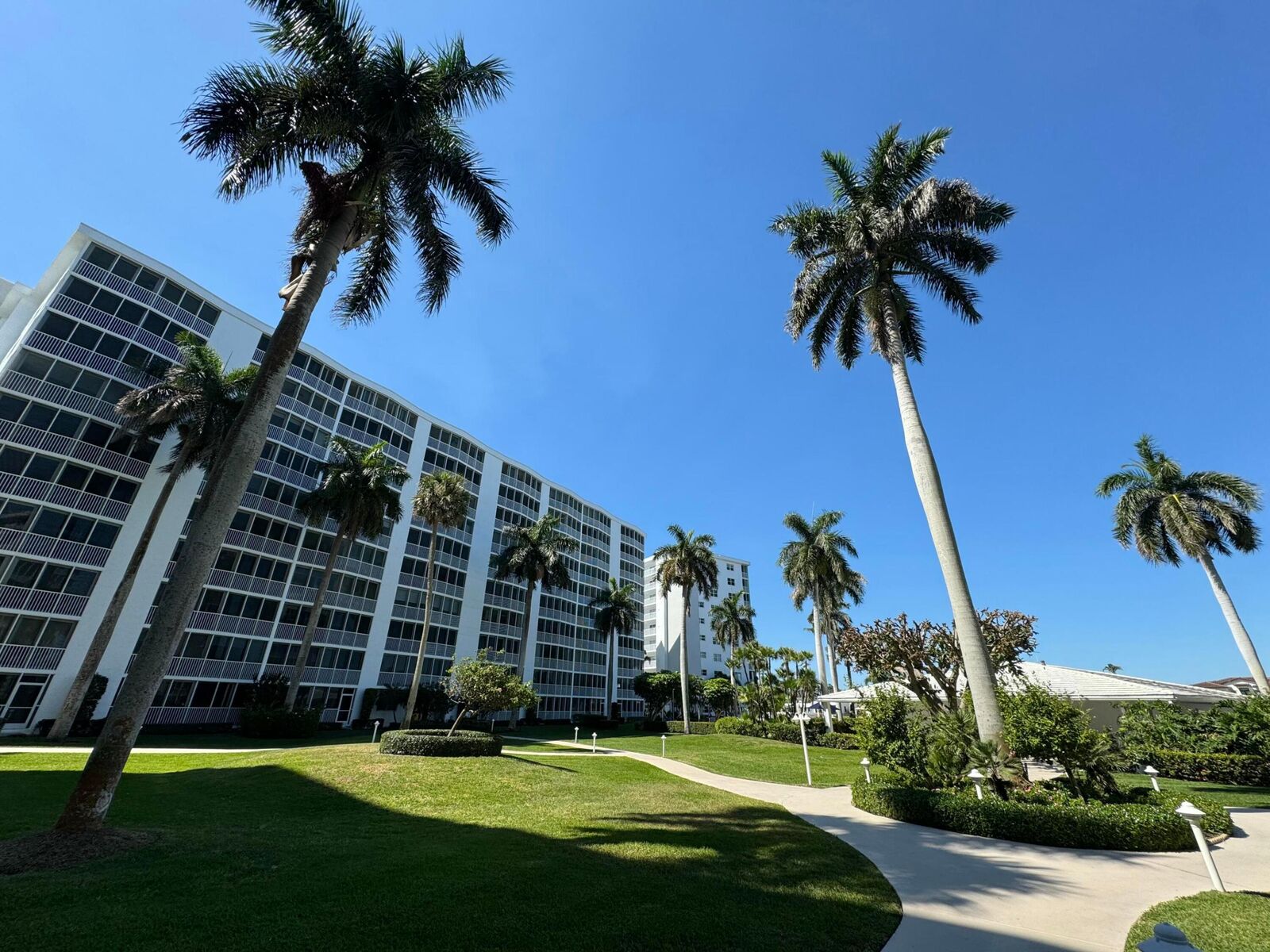 Property Photo:  3224 S Ocean Boulevard 113-B  FL 33487 