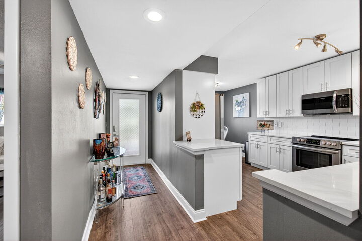 Property Photo:  5550 Witney Drive 209  FL 33484 