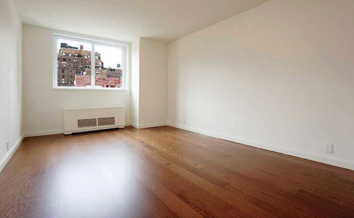 Property Photo:  200 E 94th Street 612  NY 10128 