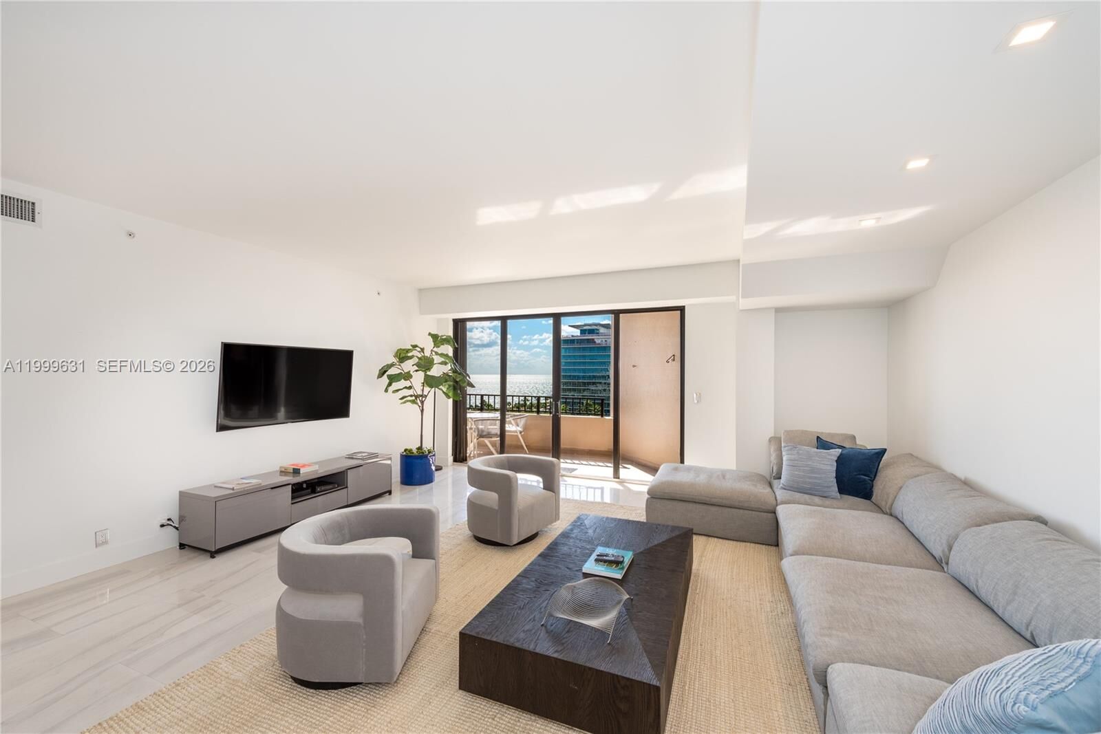 Property Photo:  201 Crandon Blvd 923  FL 33149 