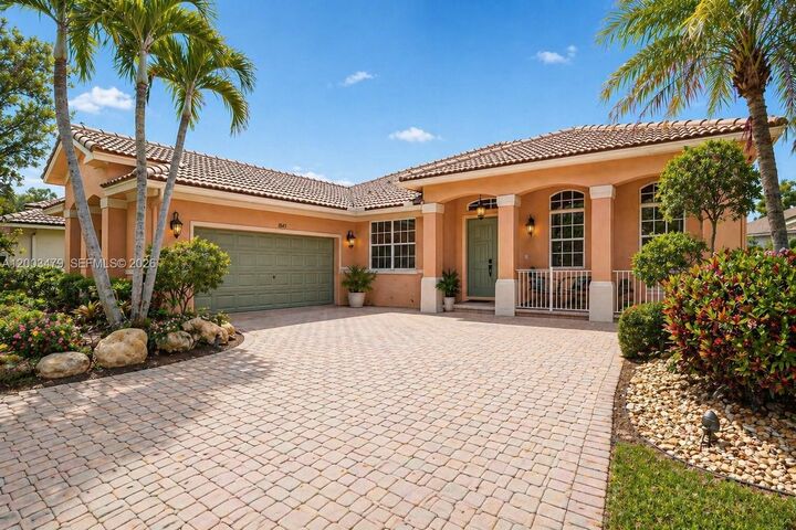 Property Photo:  1169 Peregrine Way  FL 33327 