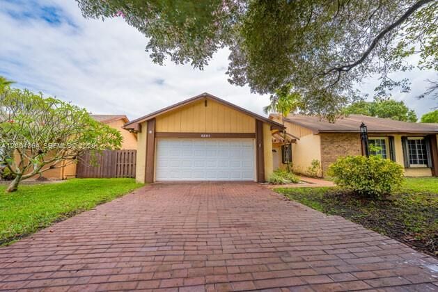 Property Photo:  5501 SW 147th Pl  FL 33185 