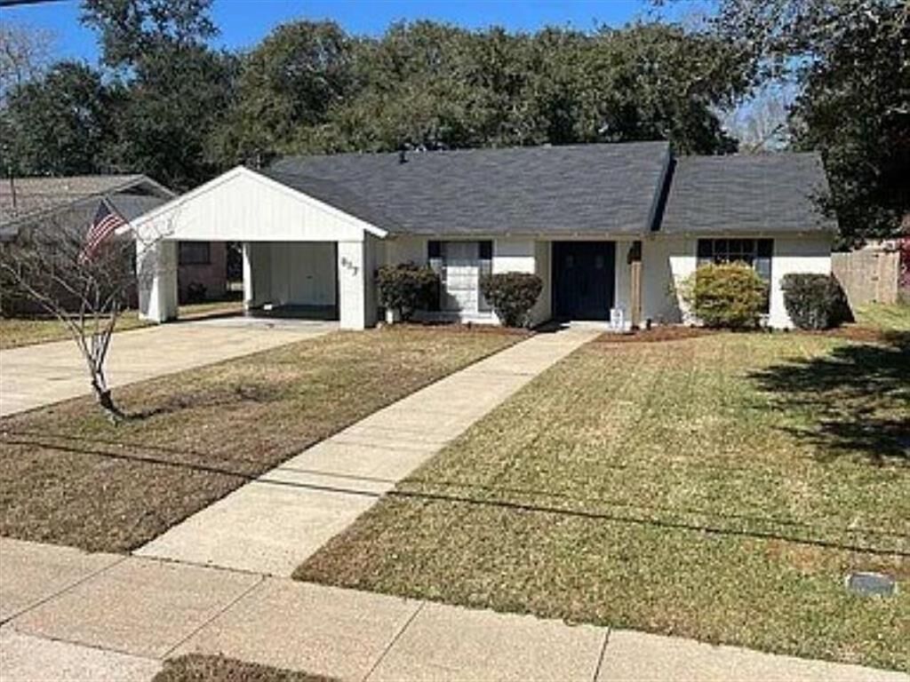 Property Photo:  817 McCall Street  LA 70607 