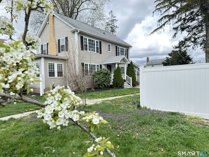 Property Photo:  49 Clearfield Road  CT 06109 