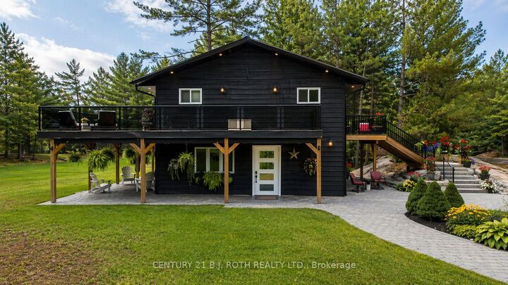 Property Photo:  3193 Muskoka Street  ON L0K 2B0 