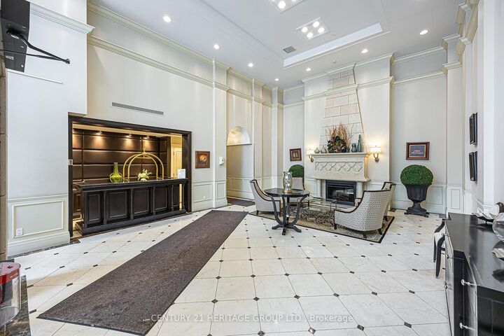 Photo de la propriété:  310 Red Maple Road 211  ON L4C 0T7 